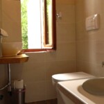 Badezimmer mit Toilette